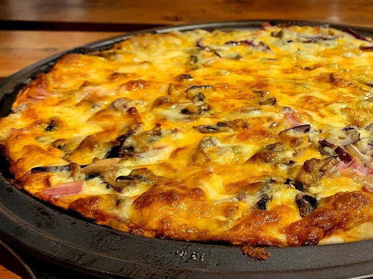 Platillos y ambiente en Cabo & El Fuego Smokehouse BBQ (7)